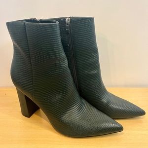 Marc Fisher Glorena Green Crocodile booties ( Size 10)